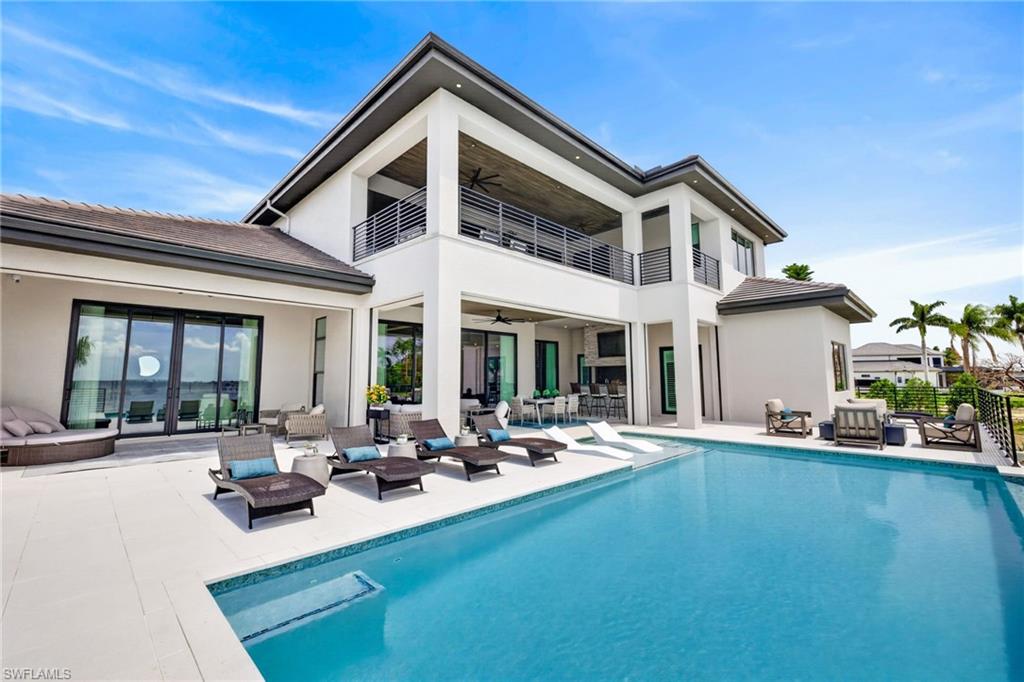 HARBOR CLUB - Residential