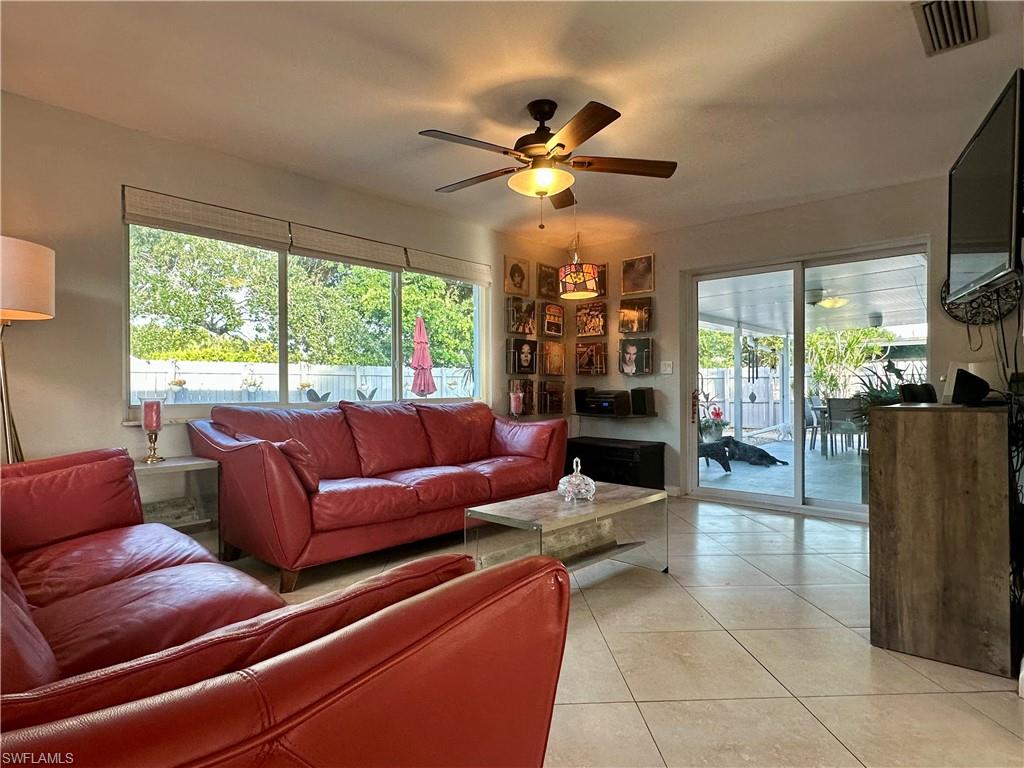 CORONADO MOORS - Residential Lease