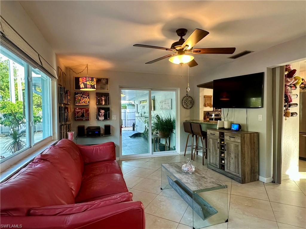 CORONADO MOORS - Residential Lease