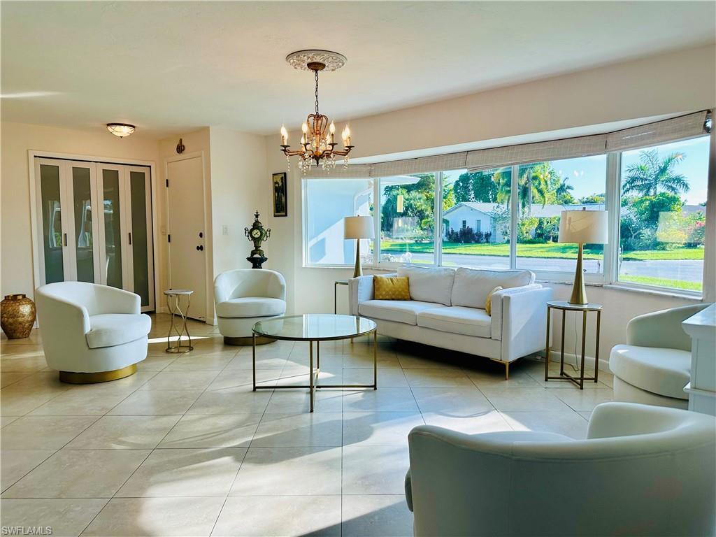 CORONADO MOORS - Residential Lease