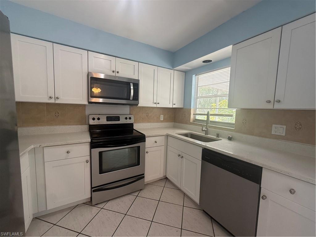 CAPE CORAL - Residential Lease