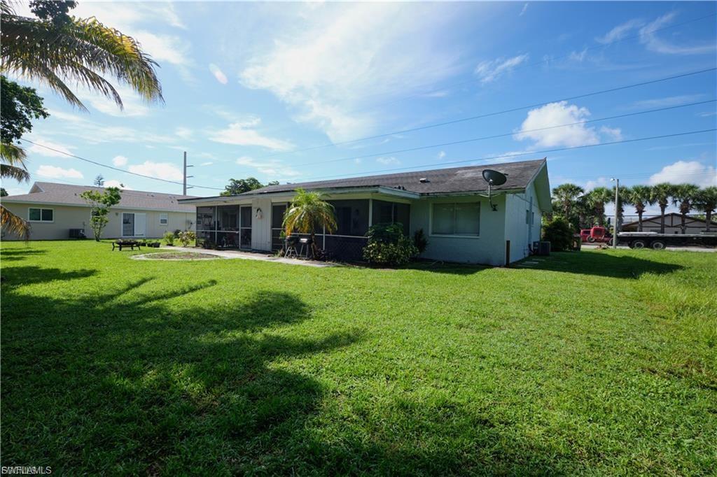 CAPE CORAL - Residential Lease