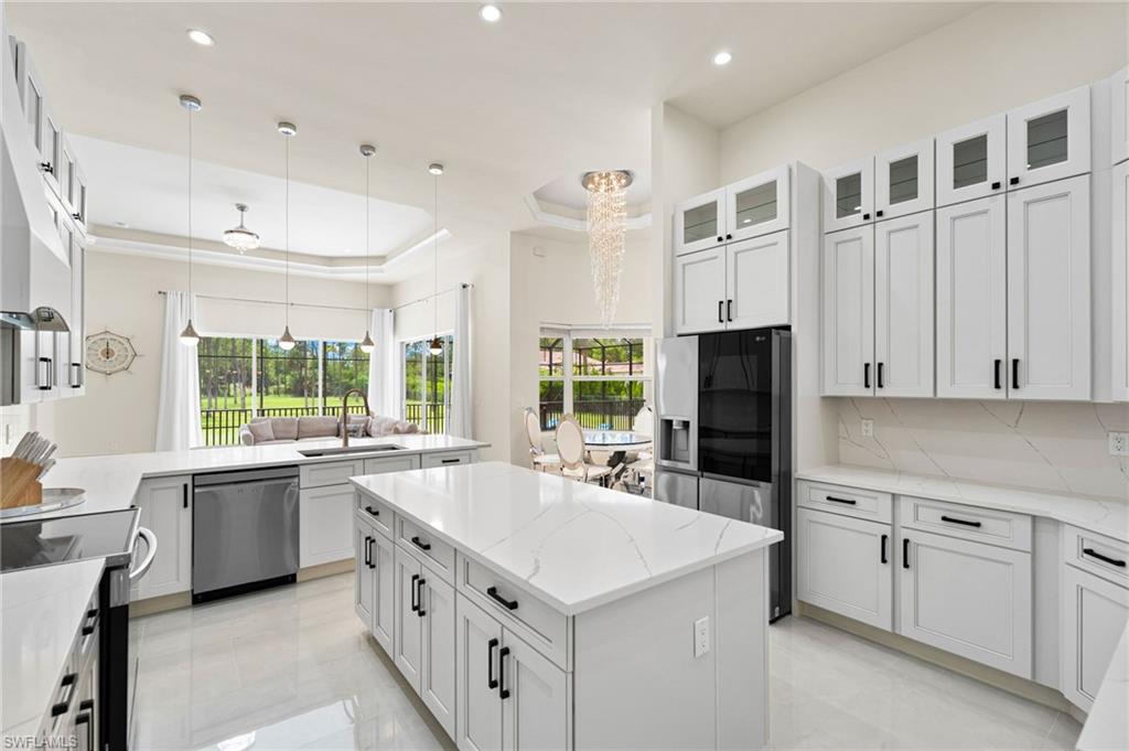 GOLDEN GATE ESTATES - Residential