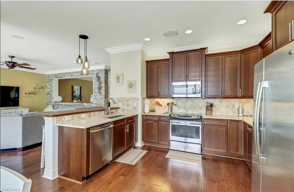 RIVERSTONE - Residential Lease