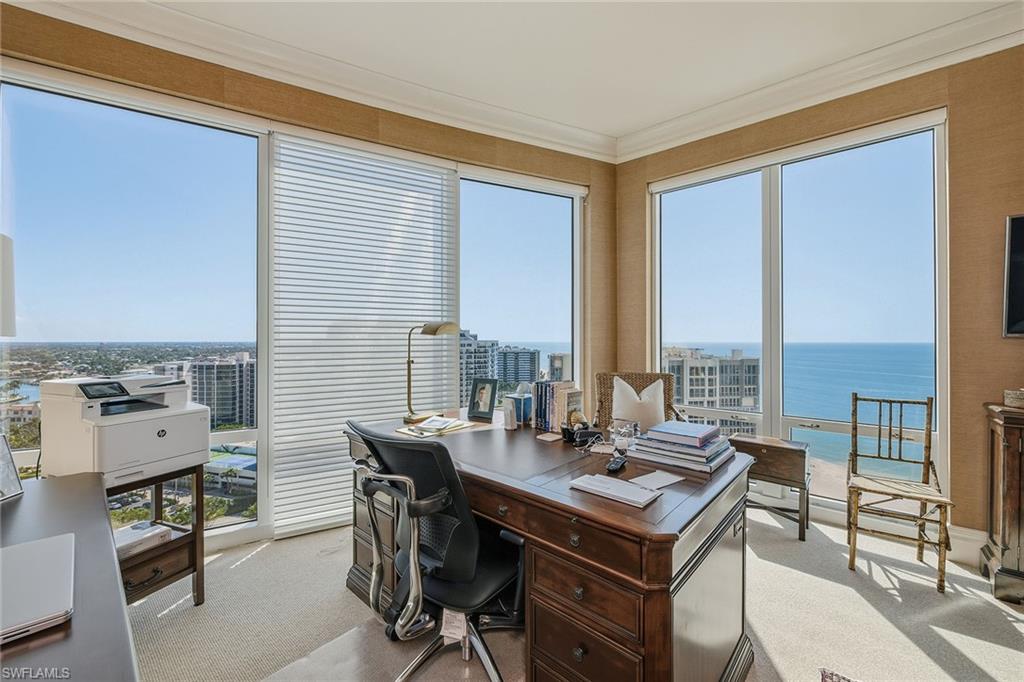 REGENT - Residential