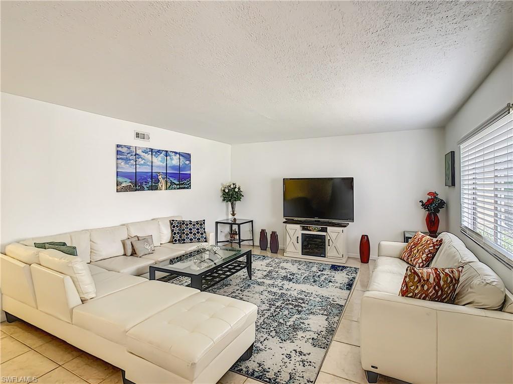 ABACO BAY - Residential Lease