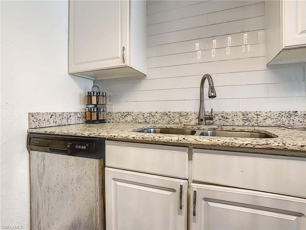 ABACO BAY - Residential Lease