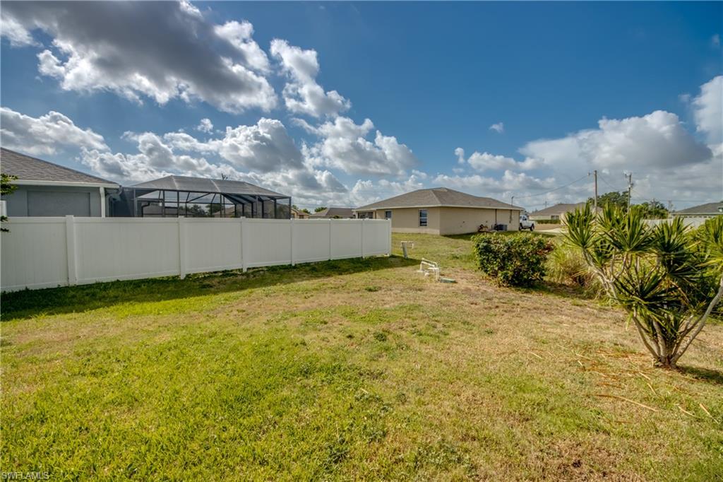 CAPE CORAL - Residential