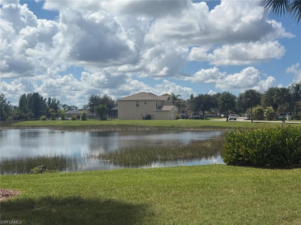 TOWN LAKES - Residential Lease