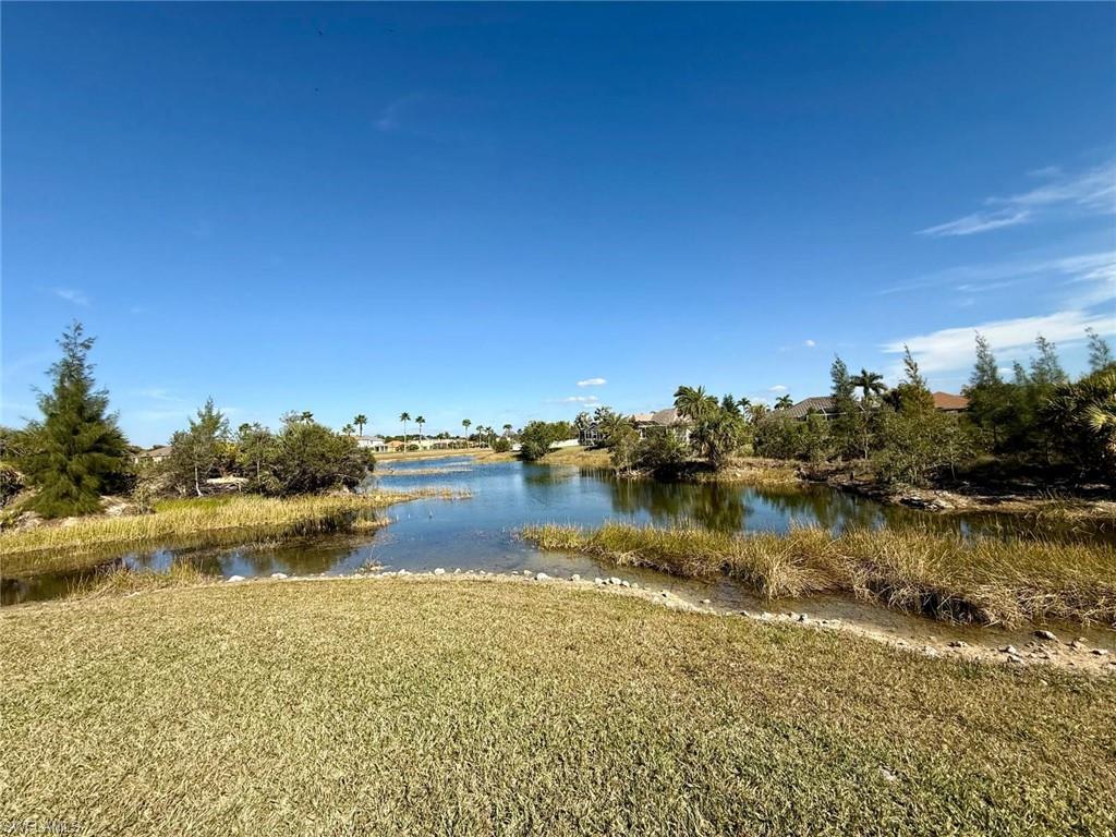 TOWN LAKES - Residential Lease