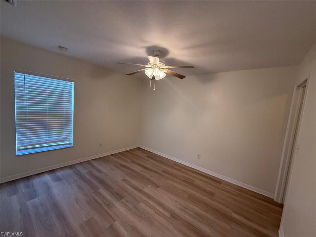 TOWN LAKES - Residential Lease