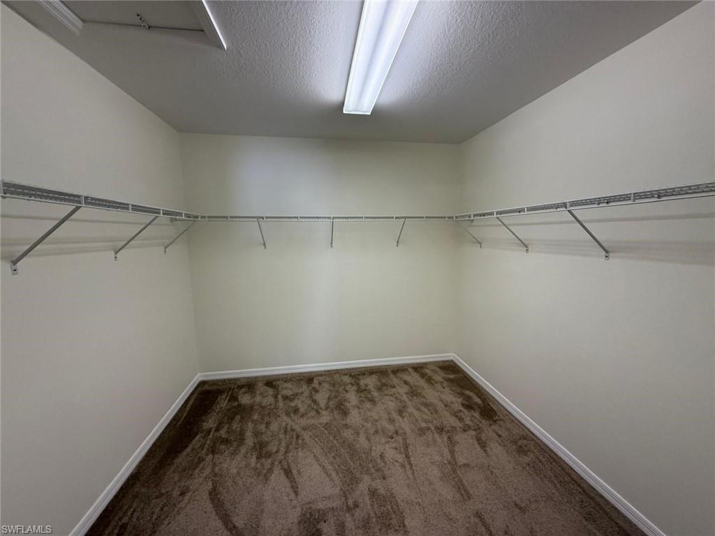 TOWN LAKES - Residential Lease