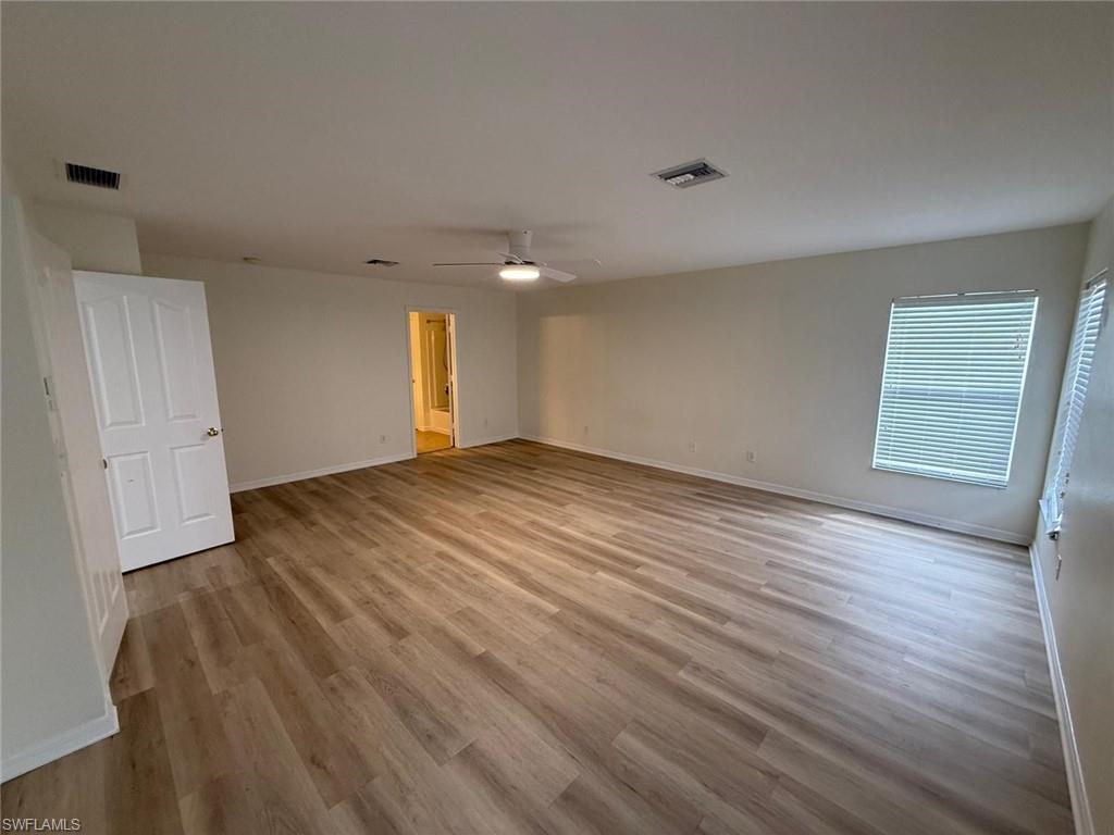 TOWN LAKES - Residential Lease