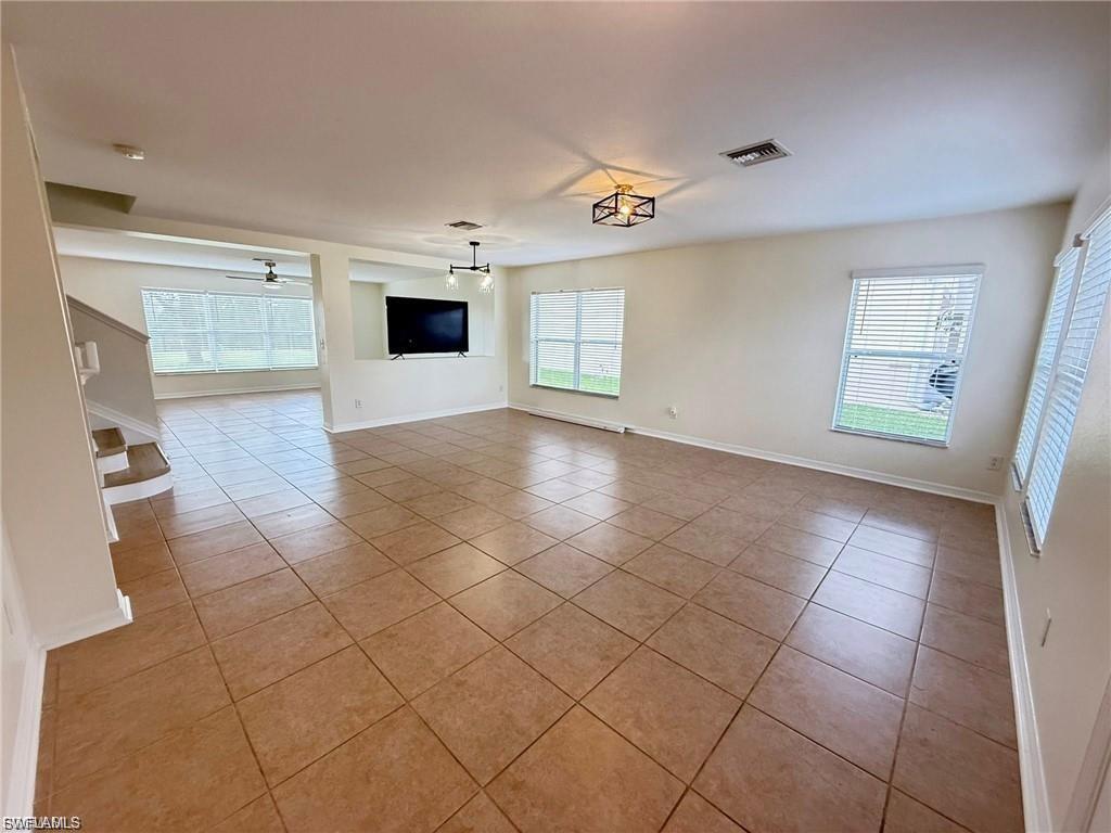 TOWN LAKES - Residential Lease