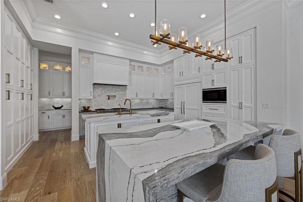 QUAIL WEST - Residential