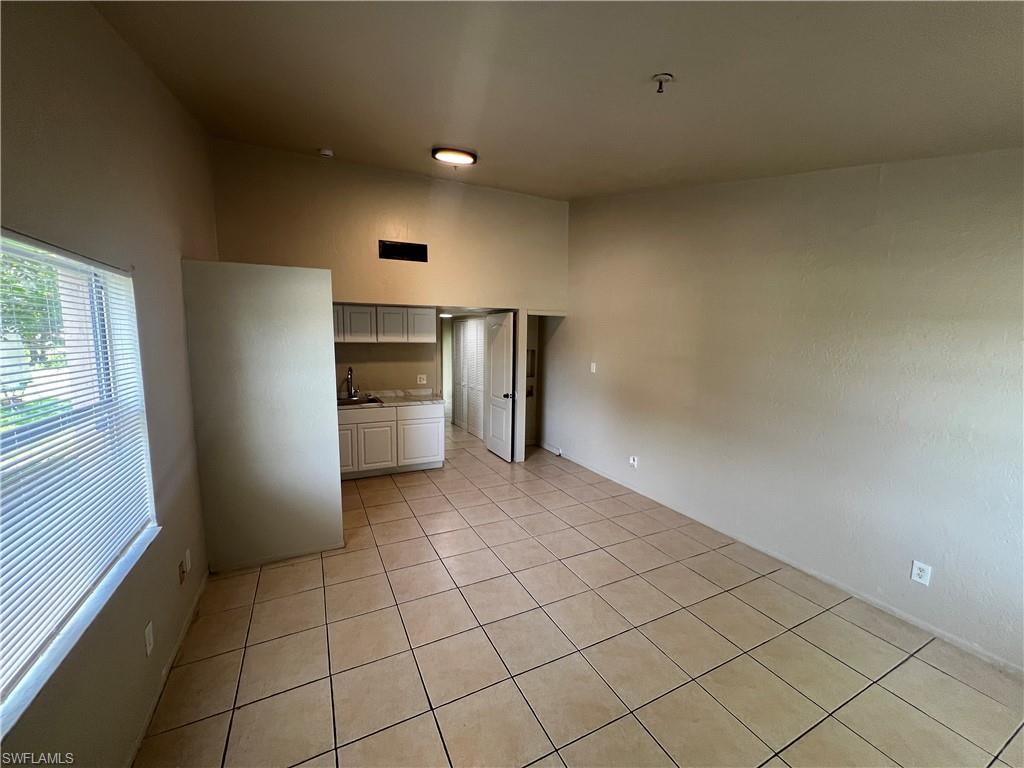 WOODSIDE - Residential Lease