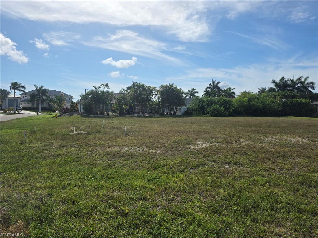 CAPE CORAL - Land