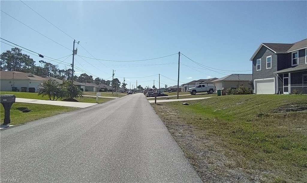 CAPE CORAL - Land