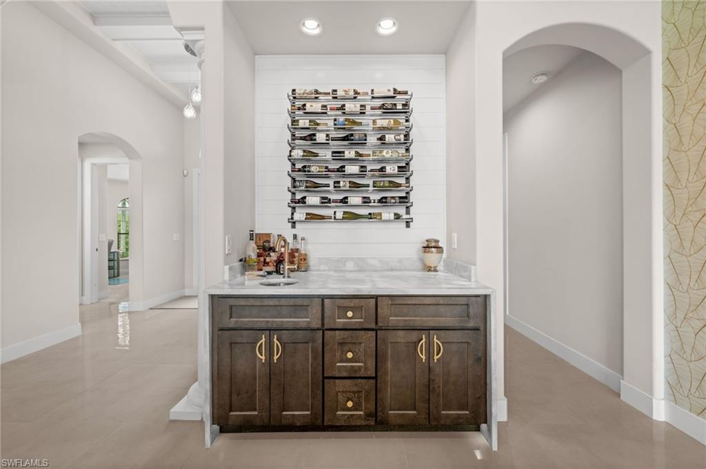BONITA LAKES - Residential