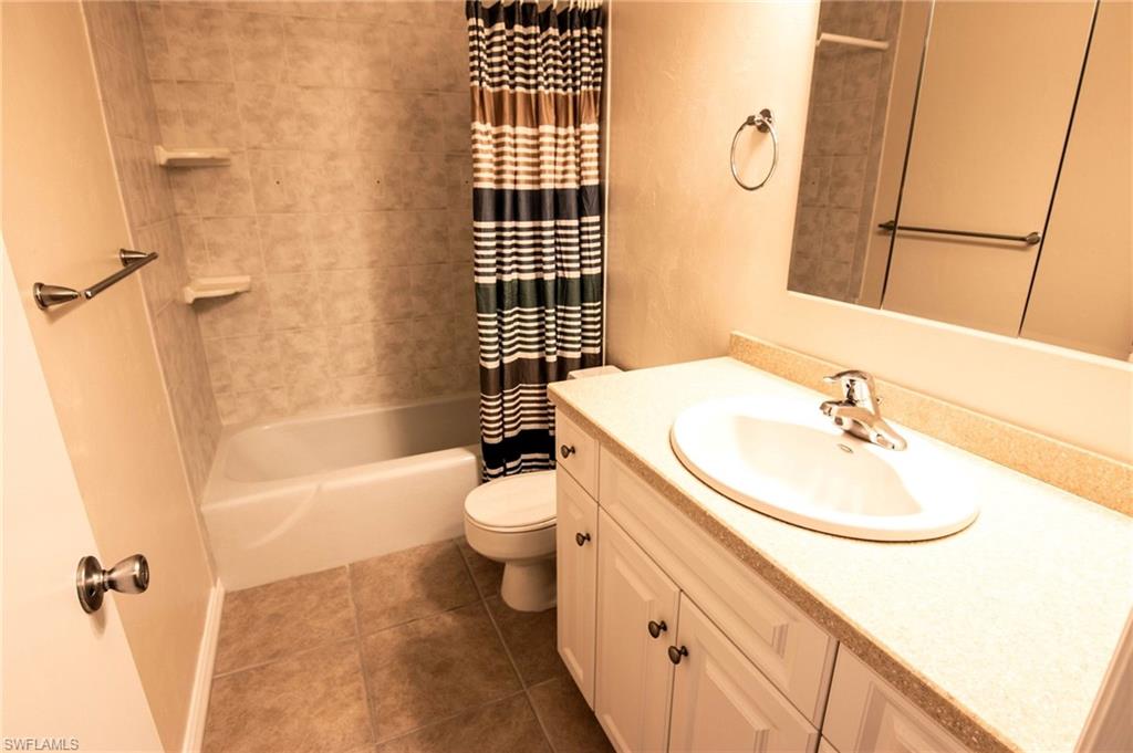 GREENWOOD CONDO - Residential