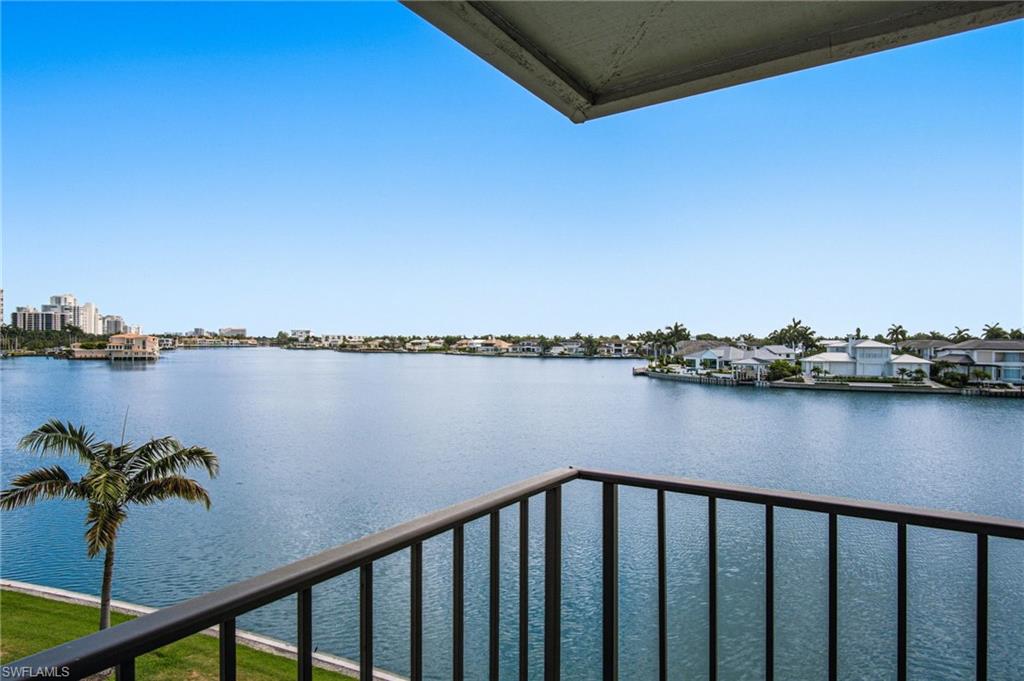 HARBORSIDE GARDENS - Residential
