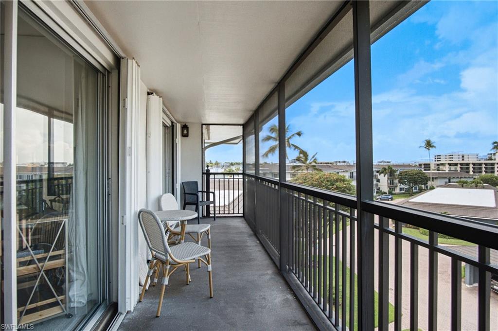 HARBORSIDE GARDENS - Residential