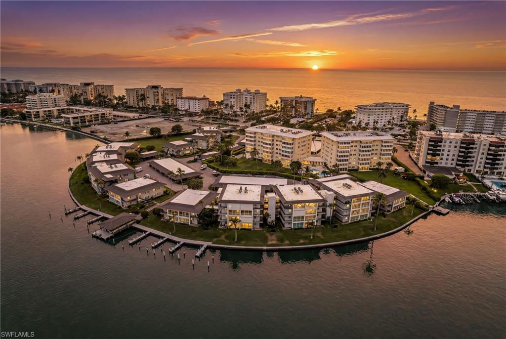 HARBORSIDE GARDENS - Residential