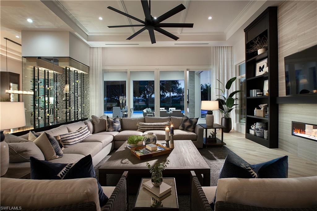 QUAIL WEST - Residential