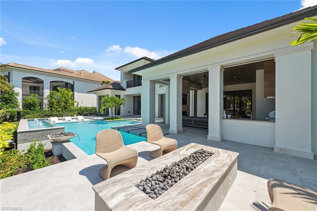 BAY COLONY SHORES - Residential