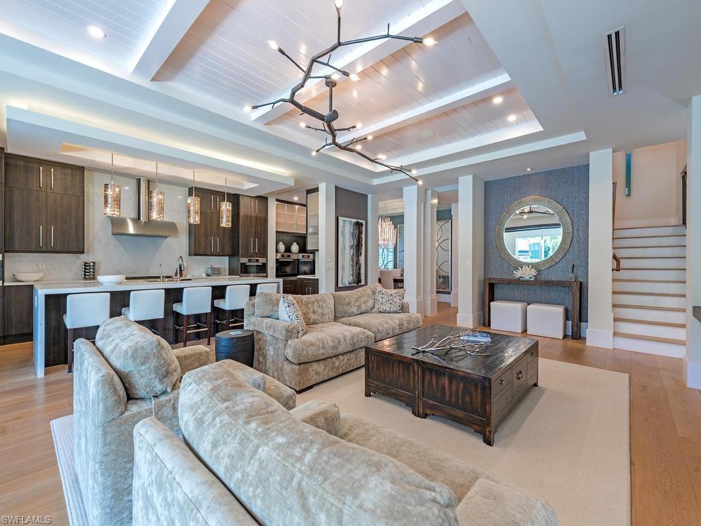 AQUALANE SHORES - Residential