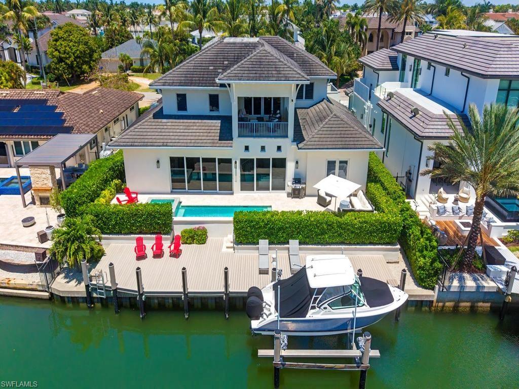 AQUALANE SHORES - Residential