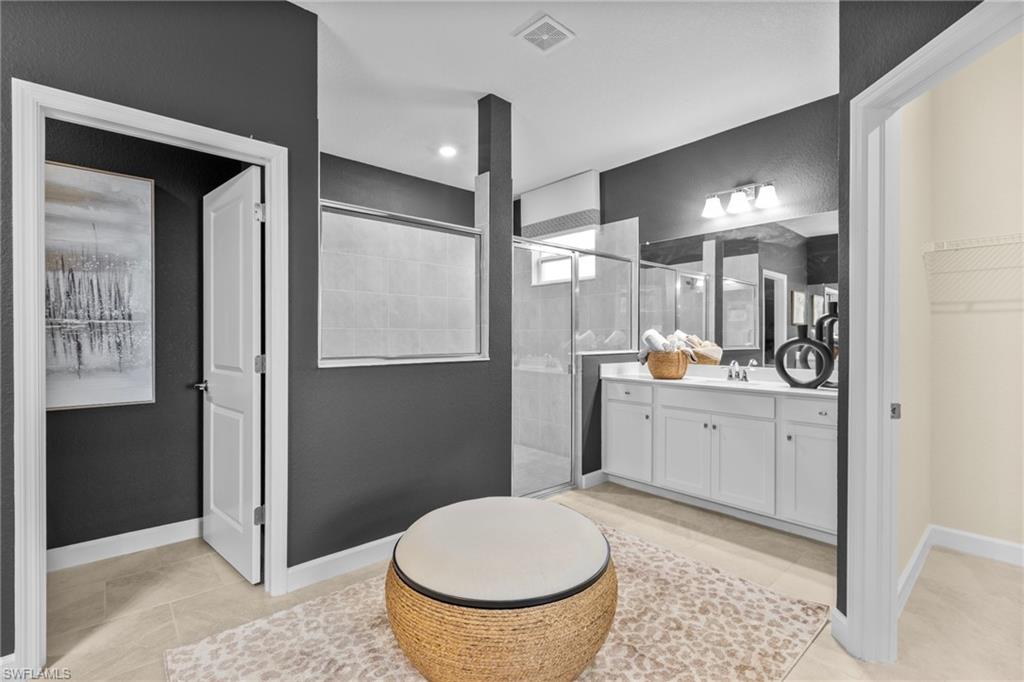 TUCKERS COVE - Residential