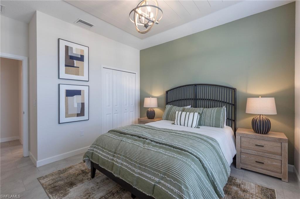 TUCKERS COVE - Residential