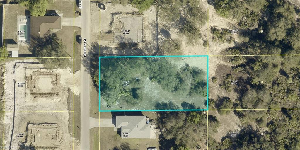 LEHIGH ACRES - Land