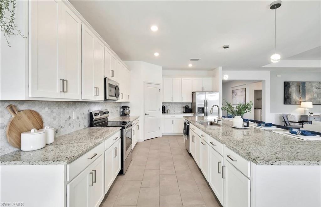 TIMBER CREEK - Residential Lease