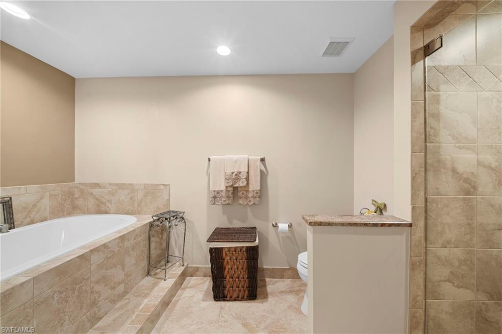 EAGLE CREEK COUNTRY CLUB - Residential