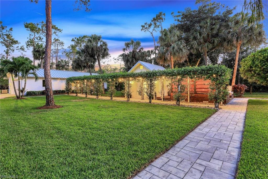 OAKES ESTATES - Residential