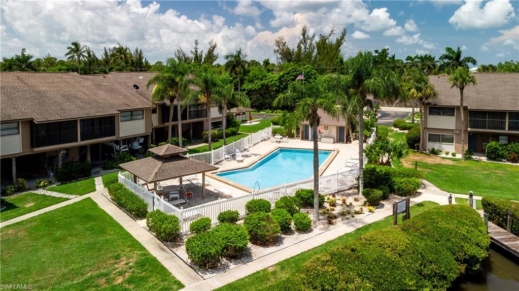 CAPTAINS HARBOR CONDO - Residential