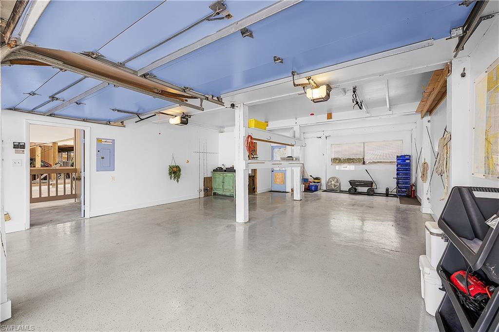 CAPTAINS HARBOR CONDO - Residential
