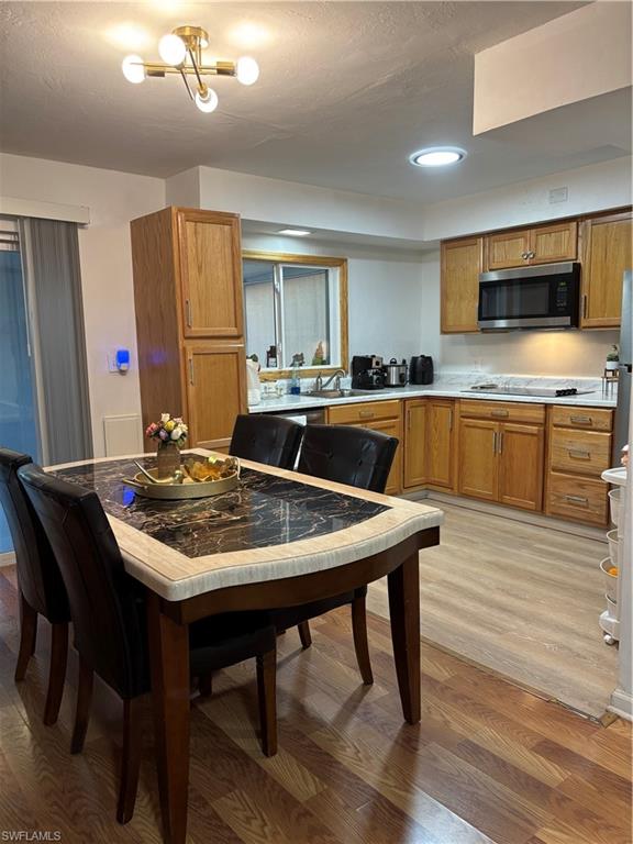 PARKWOOD - Residential