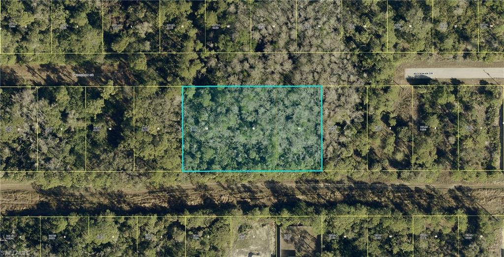 LEHIGH ACRES - Land