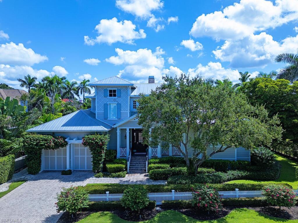 OLDE NAPLES - Residential