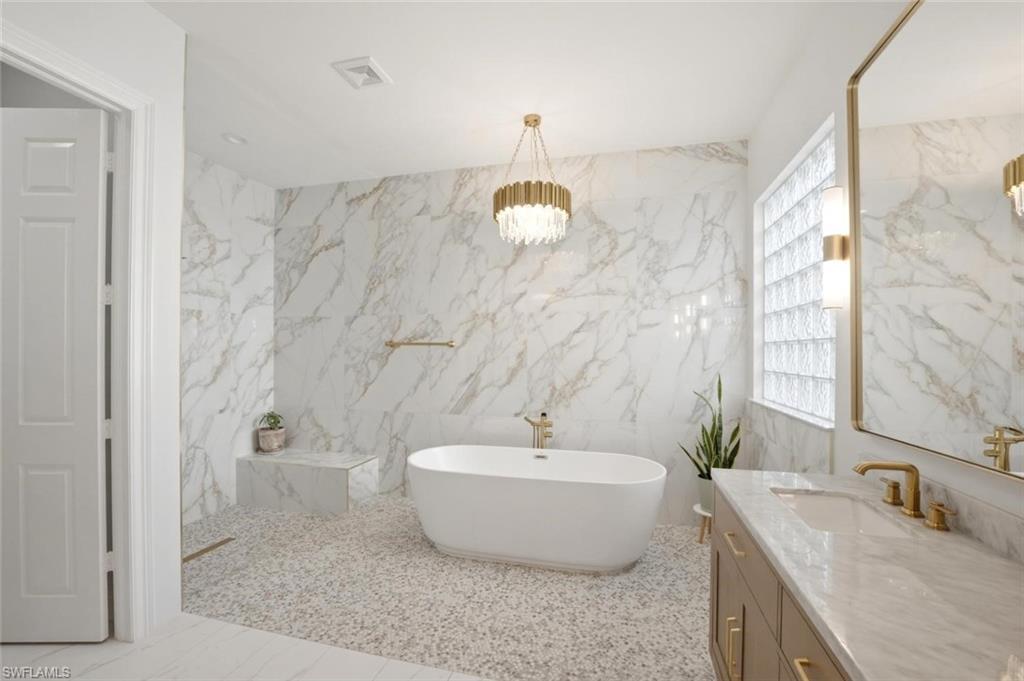 SATURNIA LAKES - Residential