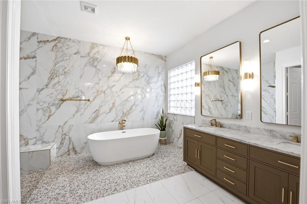 SATURNIA LAKES - Residential