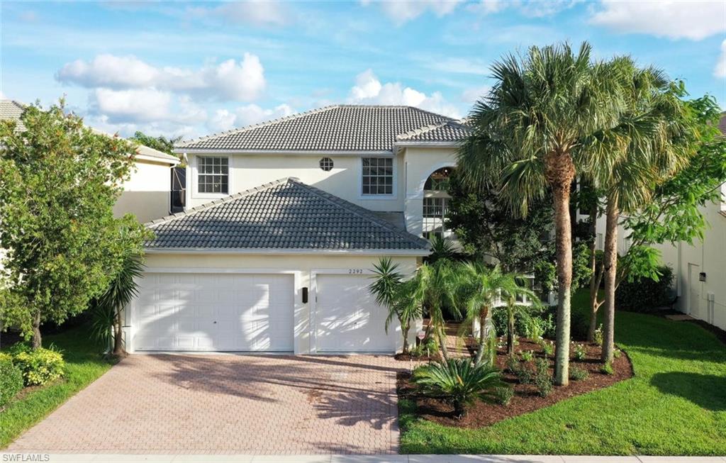SATURNIA LAKES - Residential