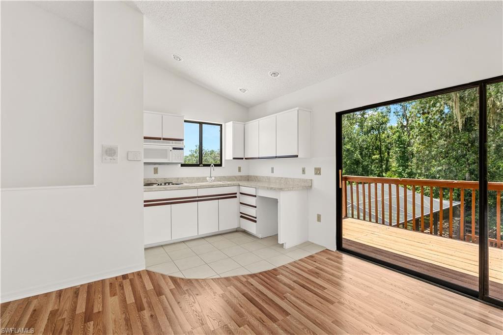 SPRING LAKES - Residential