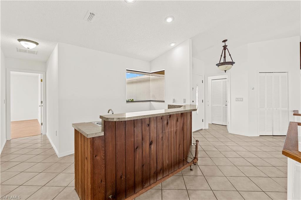 SPRING LAKES - Residential
