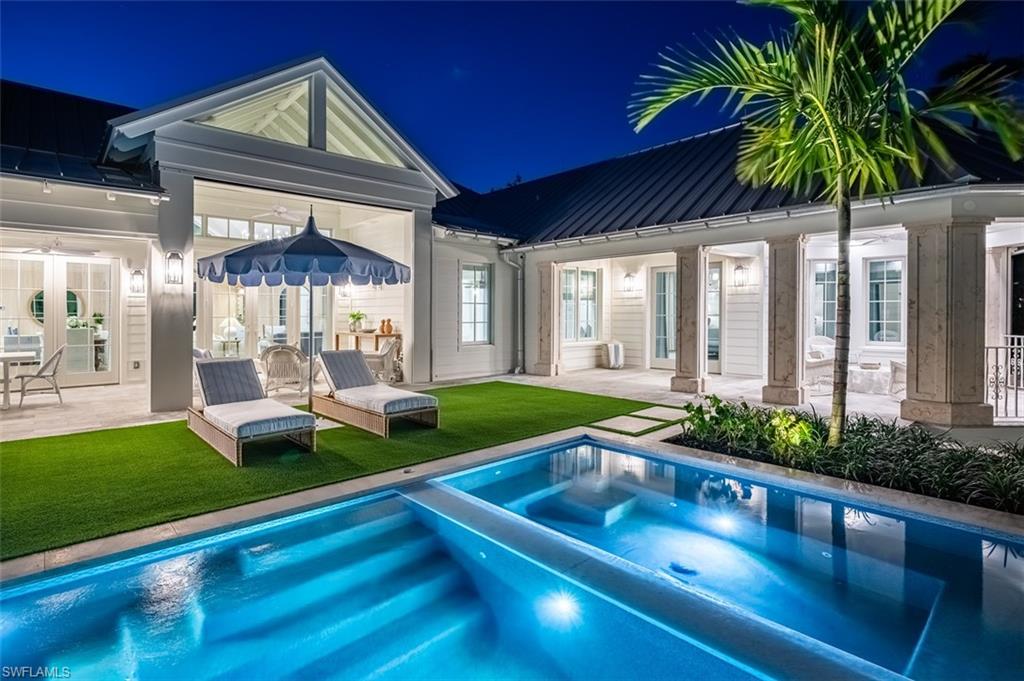AQUALANE SHORES - Residential