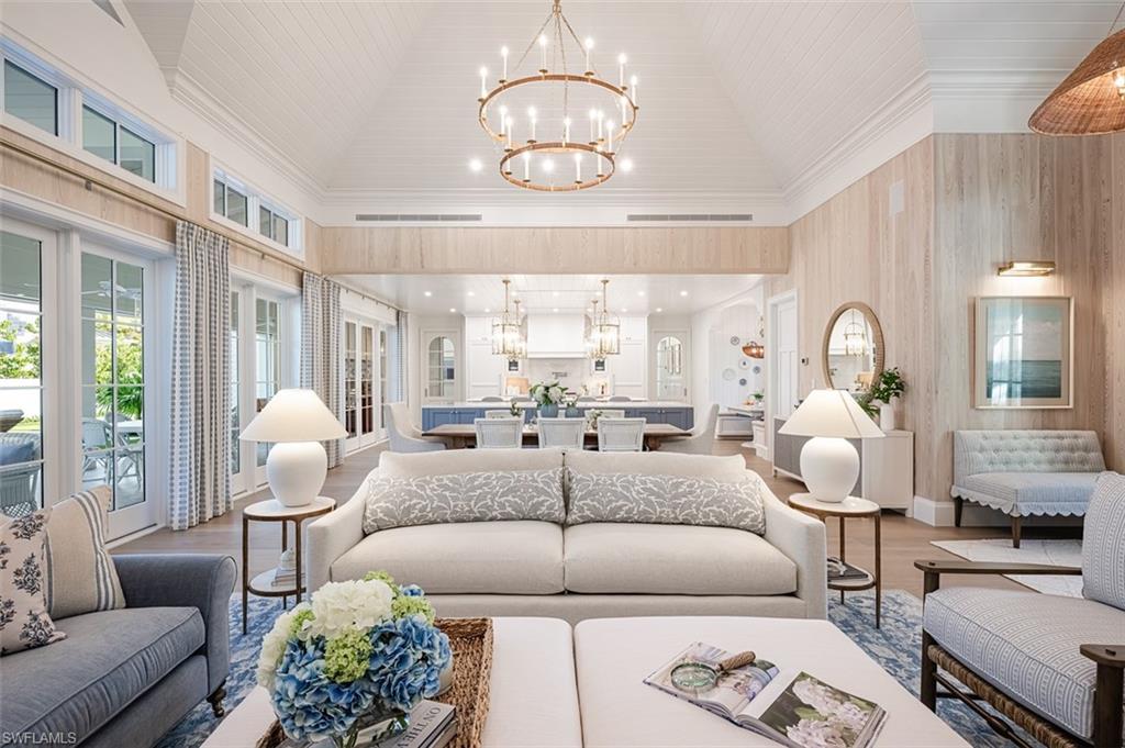 AQUALANE SHORES - Residential