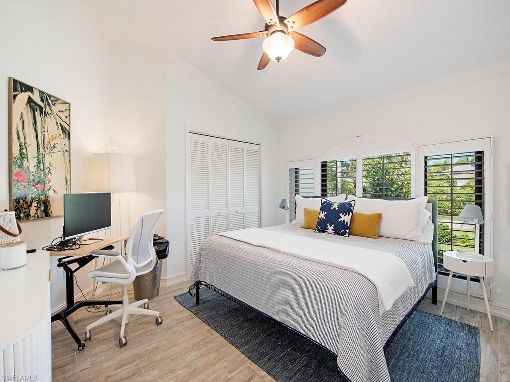 ROYAL HARBOR - Residential